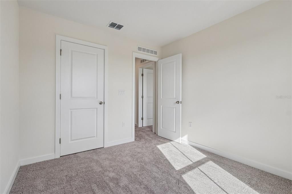En Venta: $324,990 (3 camas, 2 baños, 1409 Pies cuadrados)