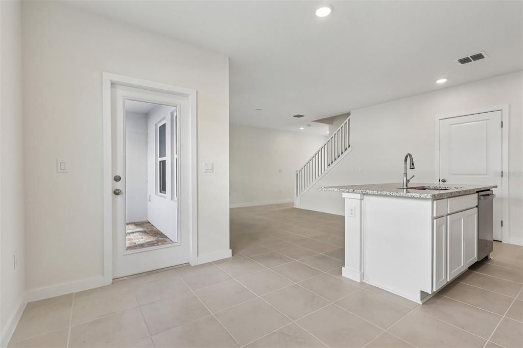 En Venta: $324,990 (3 camas, 2 baños, 1409 Pies cuadrados)