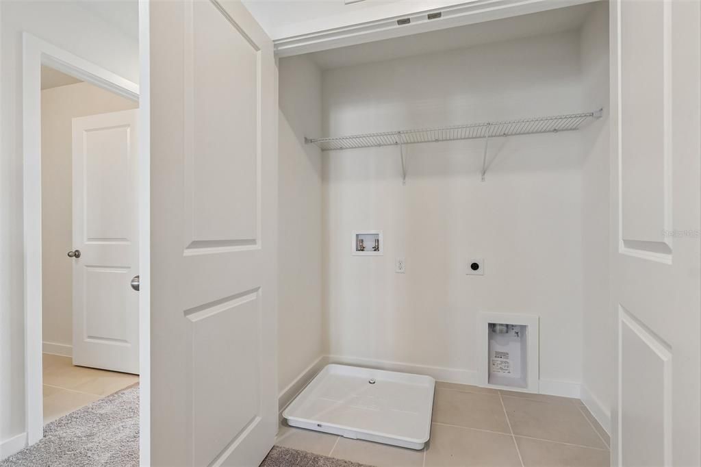 En Venta: $324,990 (3 camas, 2 baños, 1409 Pies cuadrados)
