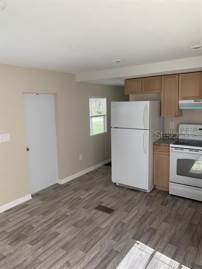 For Rent: $925 (2 beds, 1 baths, 550 Square Feet)