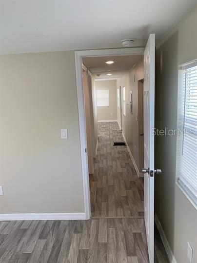 For Rent: $925 (2 beds, 1 baths, 550 Square Feet)