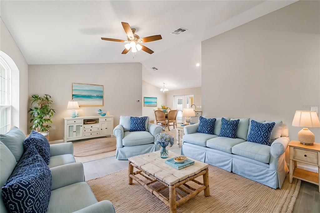 For Sale: $285,000 (3 beds, 2 baths, 1445 Square Feet)