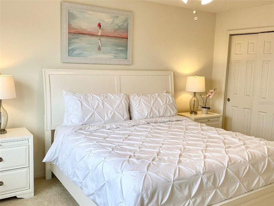 En Venta: $399,900 (4 camas, 3 baños, 1782 Pies cuadrados)
