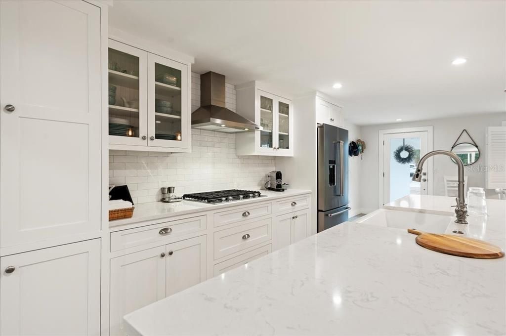 For Sale: $1,295,000 (3 beds, 2 baths, 2216 Square Feet)