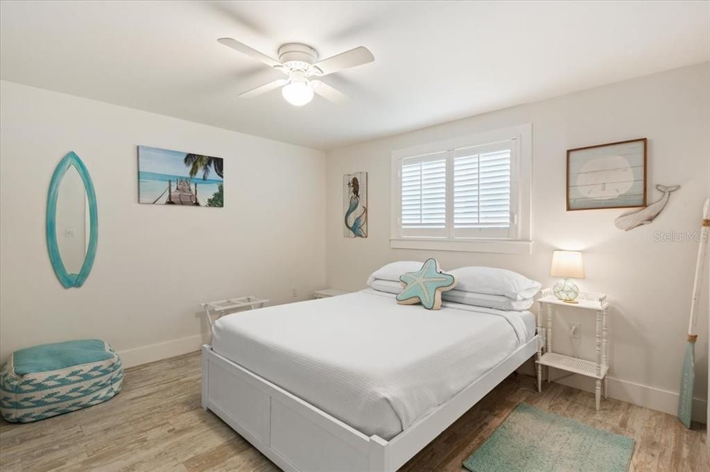 For Sale: $1,295,000 (3 beds, 2 baths, 2216 Square Feet)