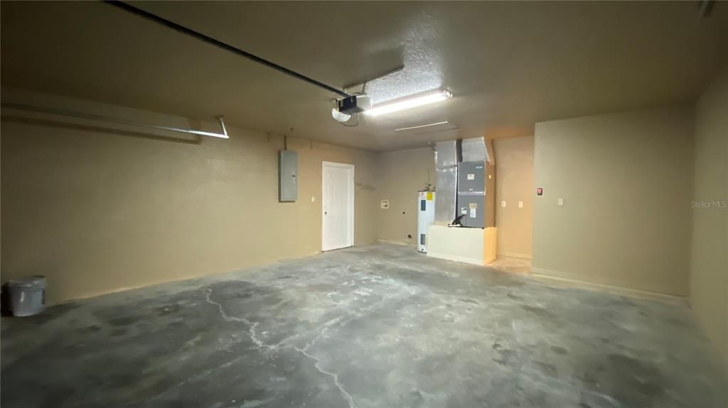 For Rent: $1,700 (3 beds, 2 baths, 1398 Square Feet)
