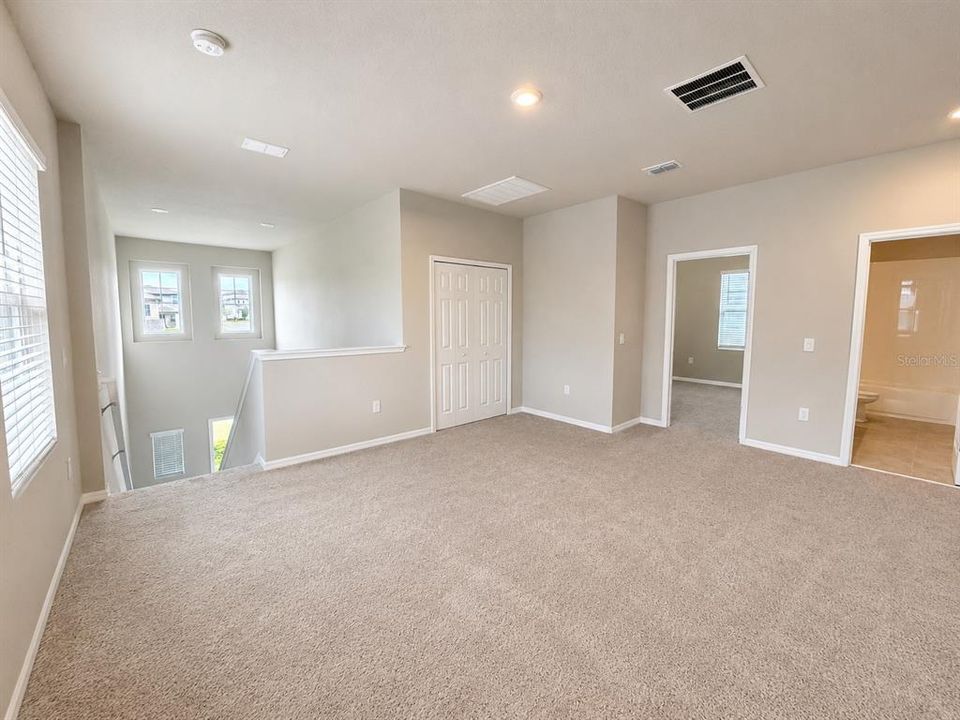 For Sale: $470,000 (4 beds, 2 baths, 2256 Square Feet)