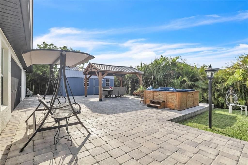For Sale: $330,000 (4 beds, 2 baths, 1830 Square Feet)