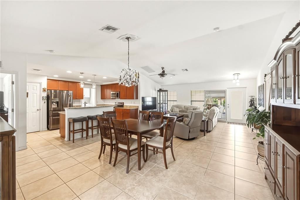 For Sale: $330,000 (4 beds, 2 baths, 1830 Square Feet)