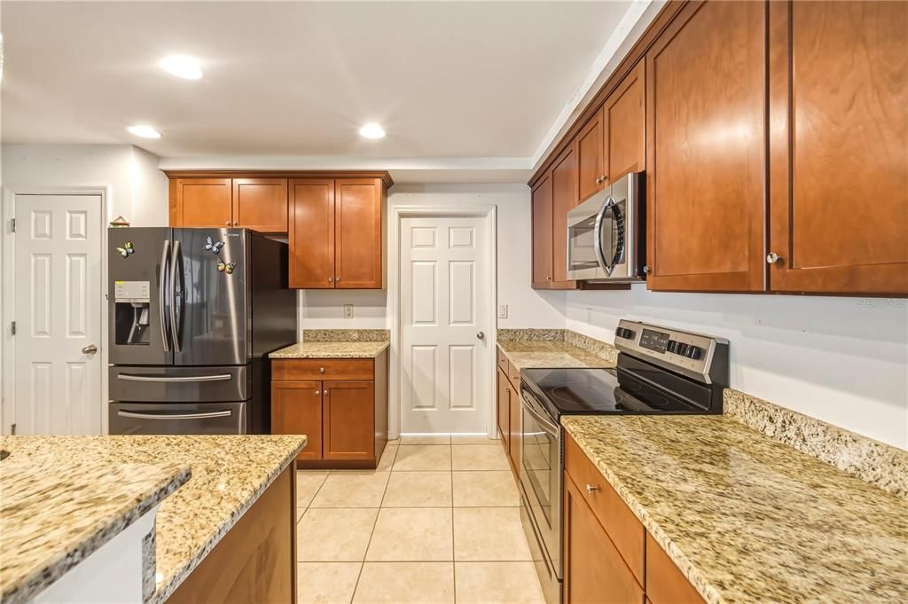 For Sale: $330,000 (4 beds, 2 baths, 1830 Square Feet)