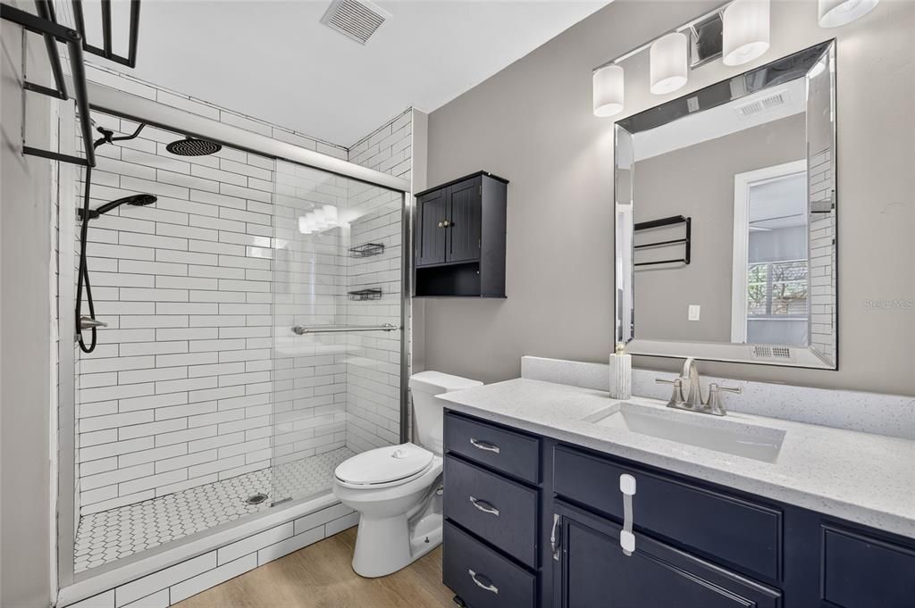 For Sale: $375,000 (3 beds, 2 baths, 1288 Square Feet)
