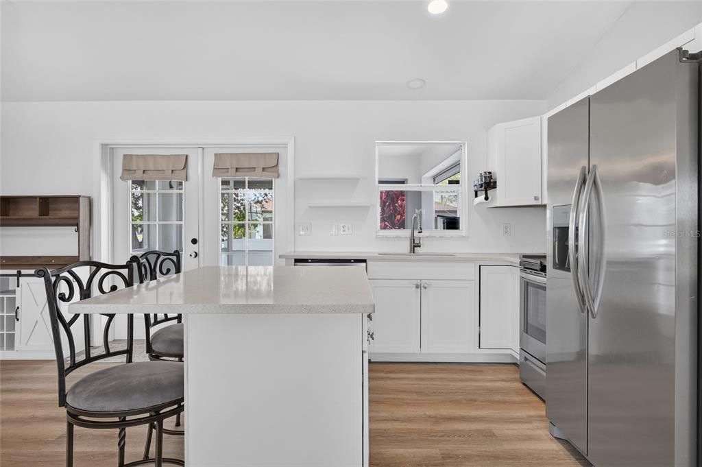 For Sale: $375,000 (3 beds, 2 baths, 1288 Square Feet)