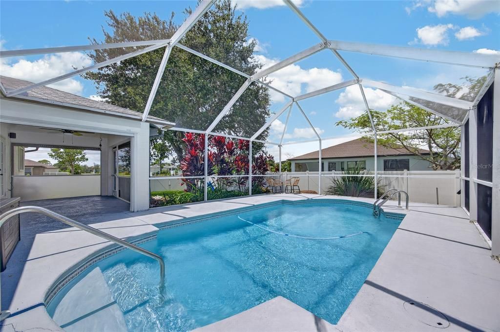 For Sale: $375,000 (3 beds, 2 baths, 1288 Square Feet)