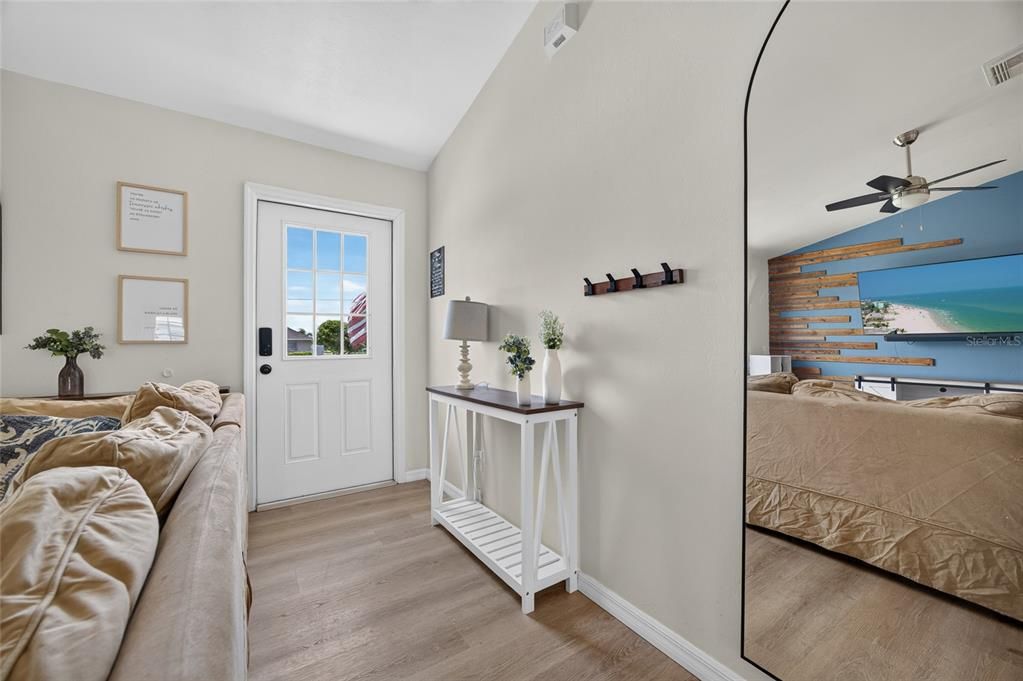For Sale: $375,000 (3 beds, 2 baths, 1288 Square Feet)