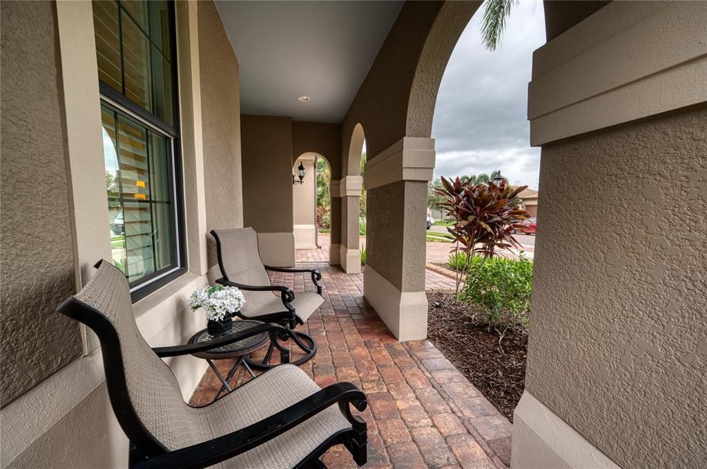 For Sale: $889,900 (3 beds, 3 baths, 2634 Square Feet)