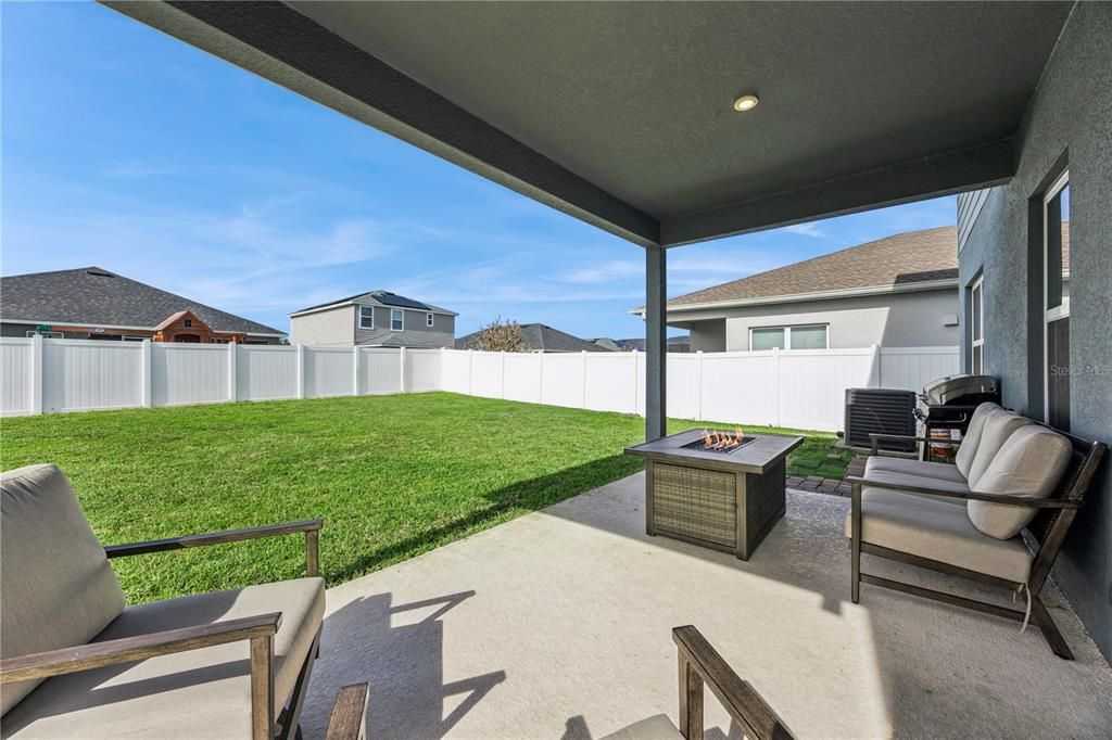 En Venta: $519,990 (4 camas, 3 baños, 2667 Pies cuadrados)