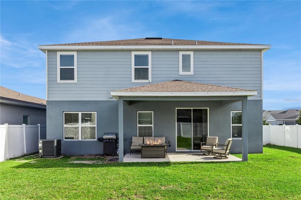En Venta: $519,990 (4 camas, 3 baños, 2667 Pies cuadrados)