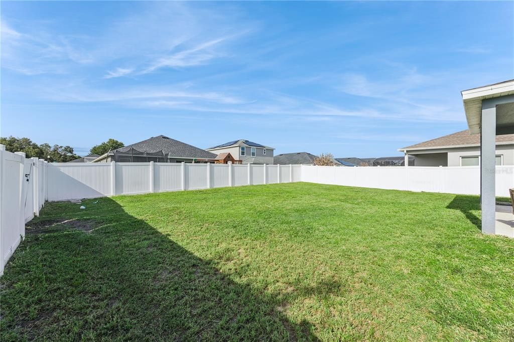 En Venta: $519,990 (4 camas, 3 baños, 2667 Pies cuadrados)