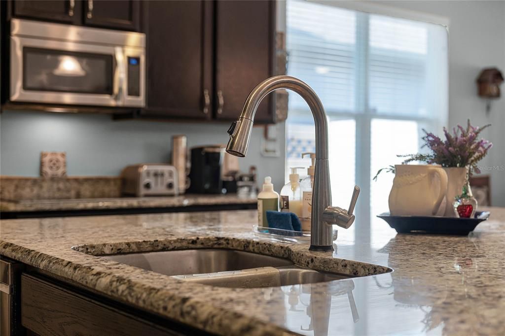 For Rent: $3,400 (3 beds, 3 baths, 2203 Square Feet)
