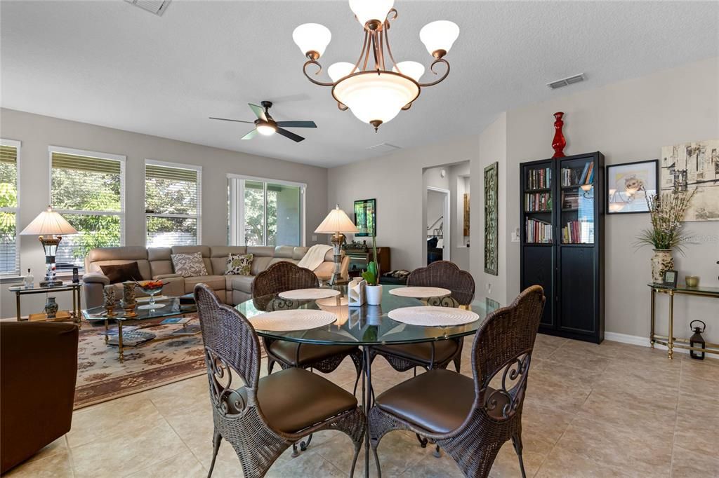 For Rent: $3,400 (3 beds, 3 baths, 2203 Square Feet)