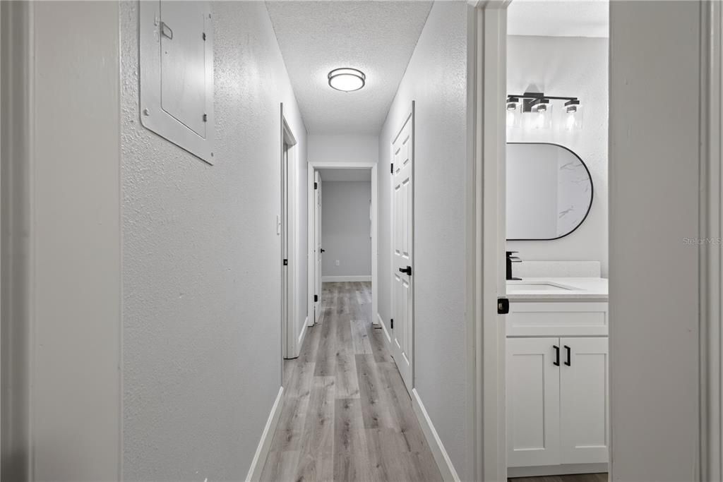 For Sale: $409,500 (4 beds, 3 baths, 1664 Square Feet)