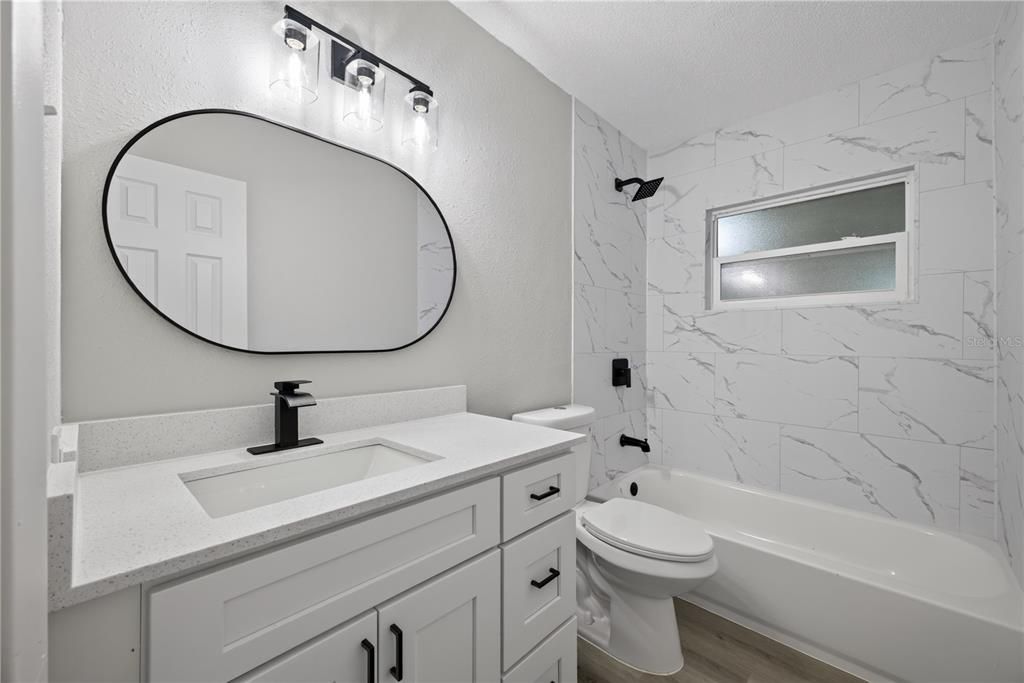 For Sale: $409,500 (4 beds, 3 baths, 1664 Square Feet)