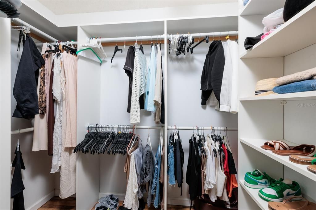 Activo con contrato: $2,900 (2 camas, 1 baños, 910 Pies cuadrados)