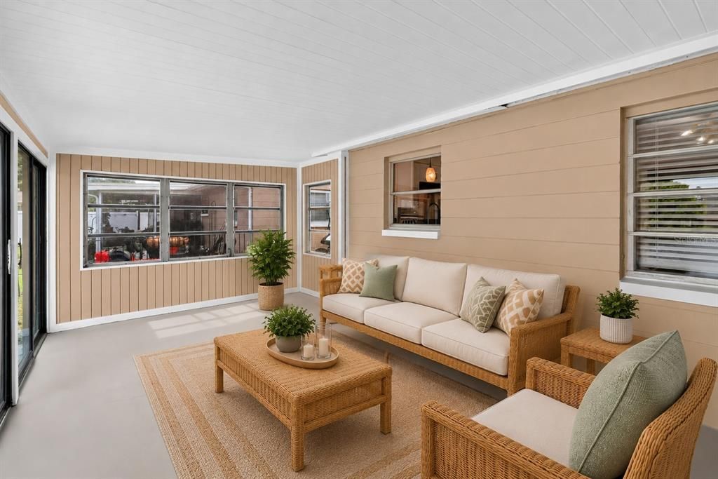 En Venta: $249,900 (2 camas, 2 baños, 1116 Pies cuadrados)