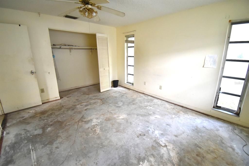 En Venta: $259,900 (2 camas, 2 baños, 1064 Pies cuadrados)