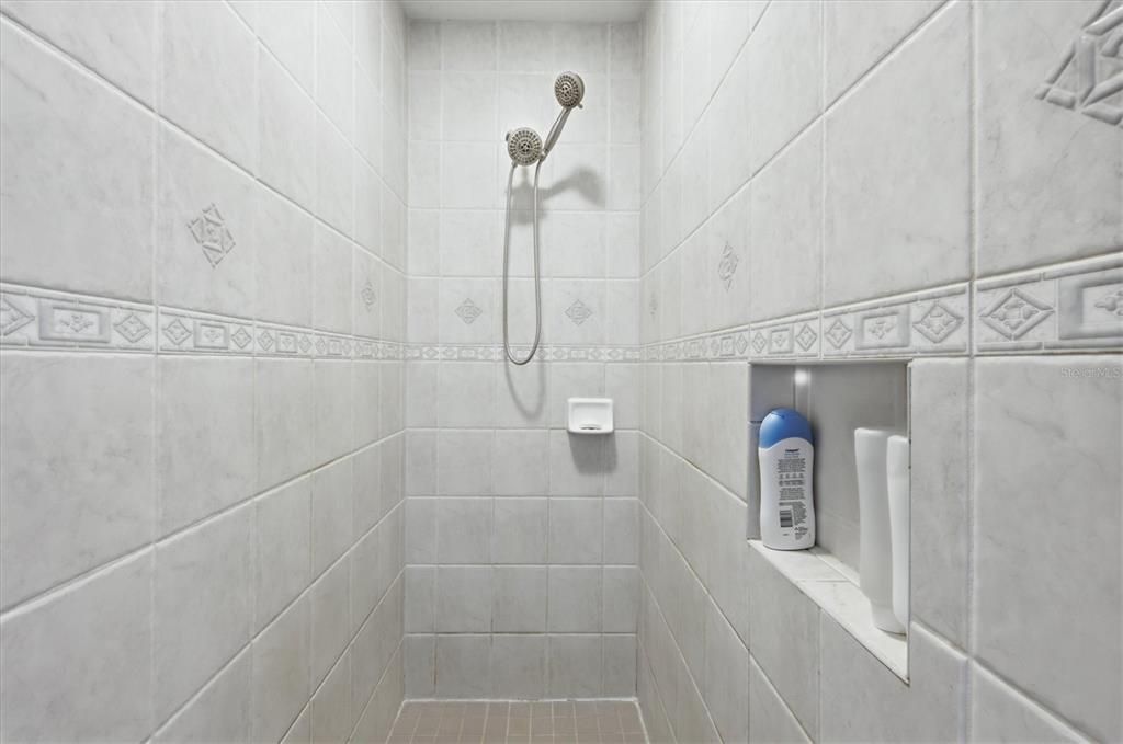 For Sale: $479,000 (3 beds, 2 baths, 1752 Square Feet)