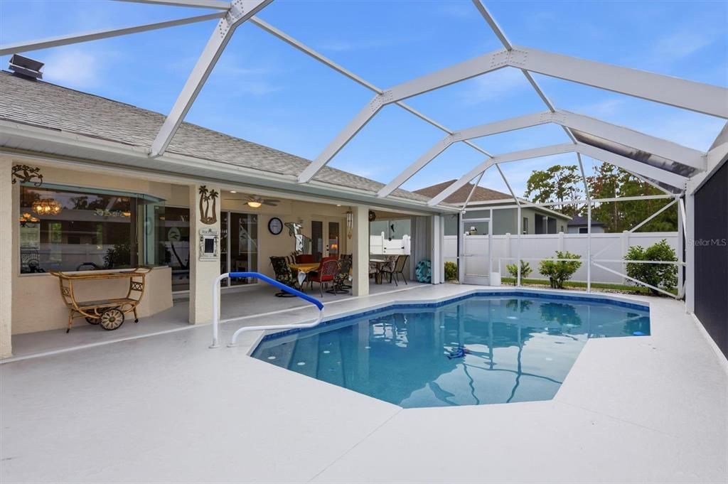 For Sale: $479,000 (3 beds, 2 baths, 1752 Square Feet)