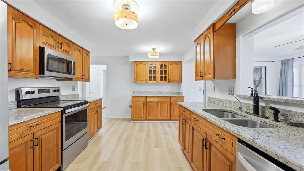En Renta: $2,750 (3 camas, 2 baños, 1813 Pies cuadrados)
