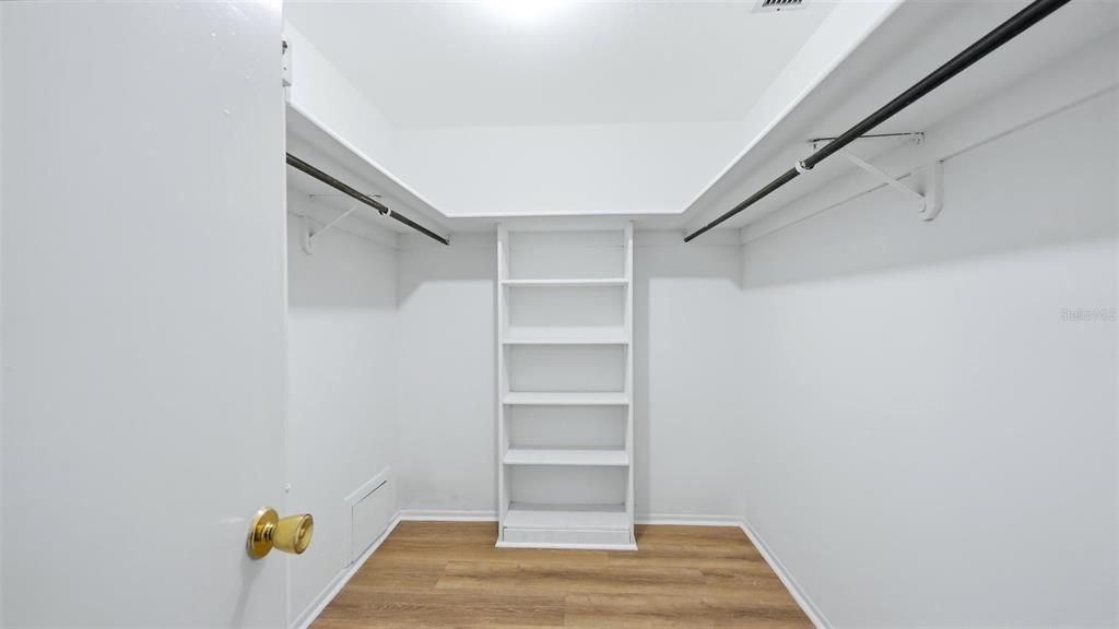 En Renta: $2,750 (3 camas, 2 baños, 1813 Pies cuadrados)