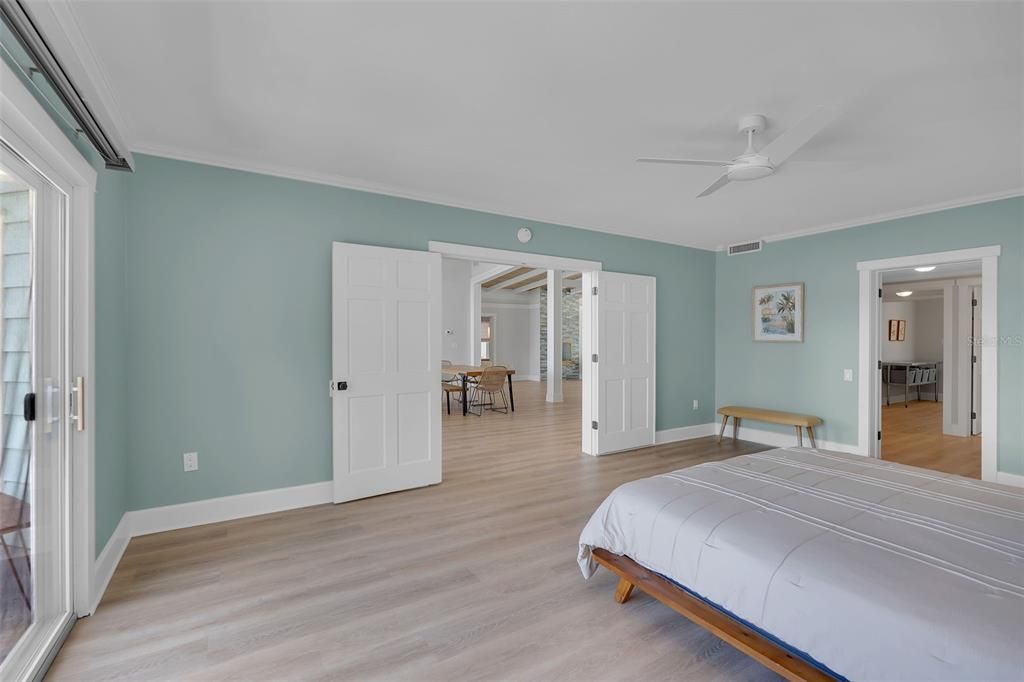 For Sale: $2,799,000 (3 beds, 3 baths, 3104 Square Feet)