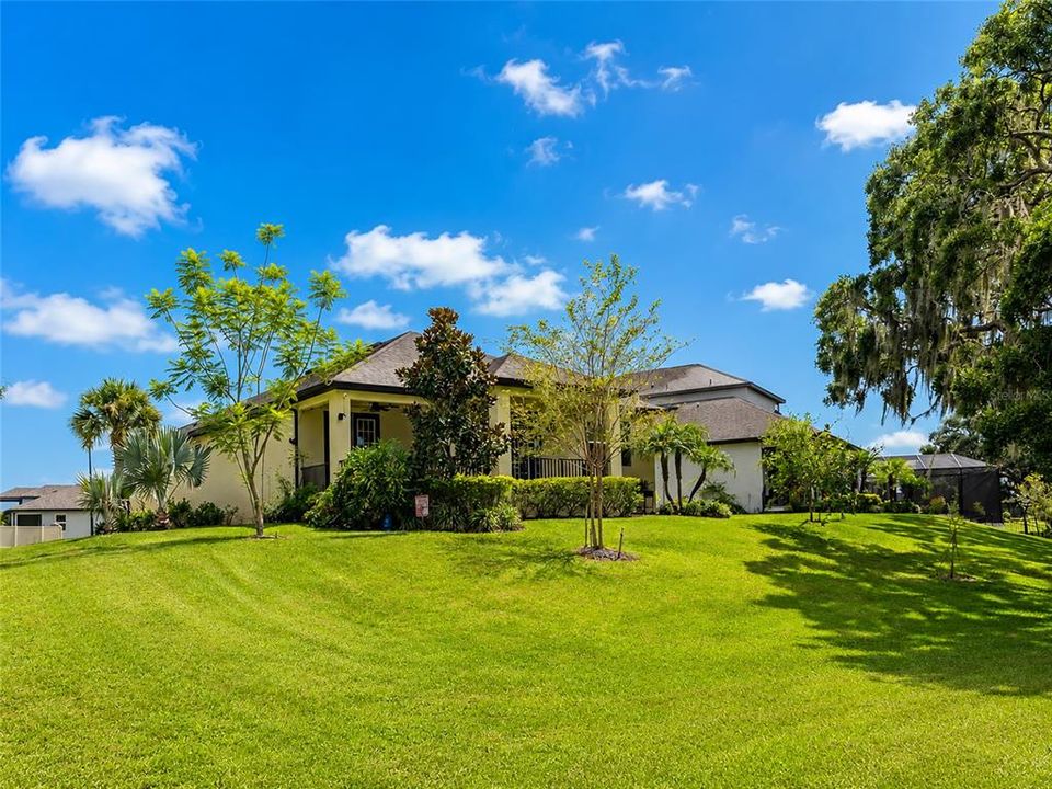 For Sale: $599,900 (4 beds, 3 baths, 2197 Square Feet)