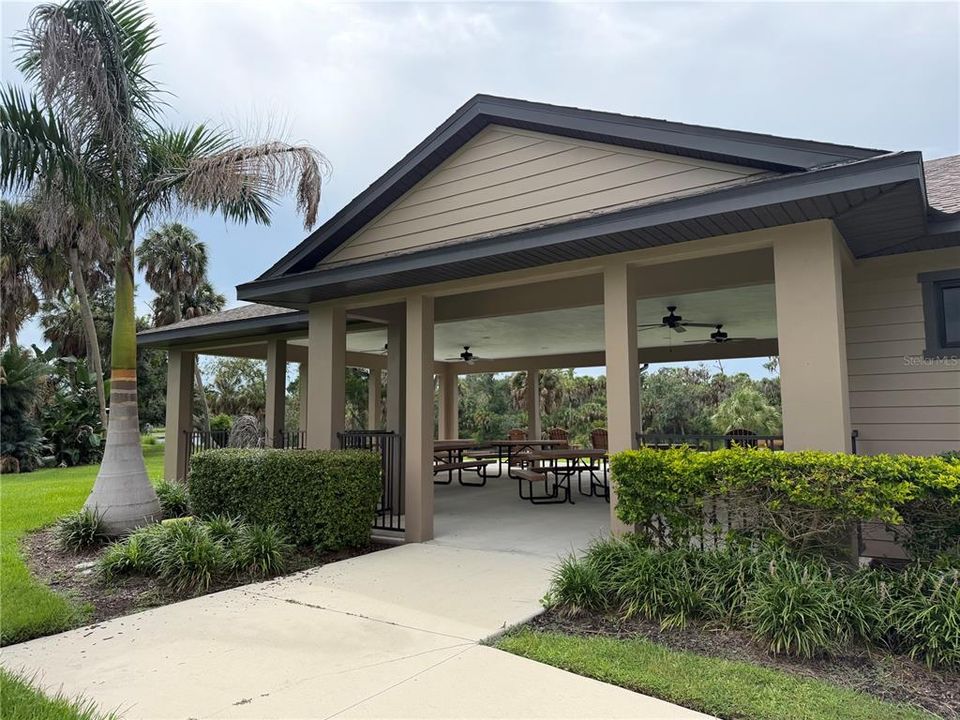 For Sale: $599,900 (4 beds, 3 baths, 2197 Square Feet)