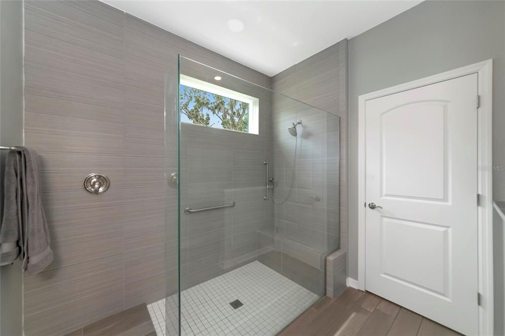 For Sale: $599,900 (4 beds, 3 baths, 2197 Square Feet)