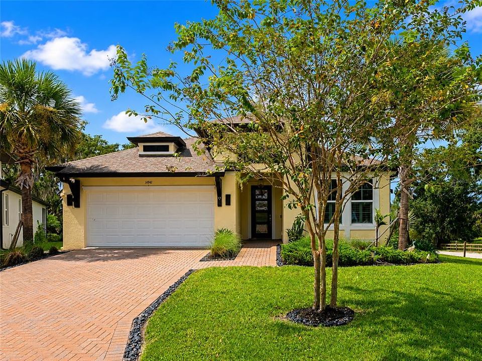 For Sale: $599,900 (4 beds, 3 baths, 2197 Square Feet)