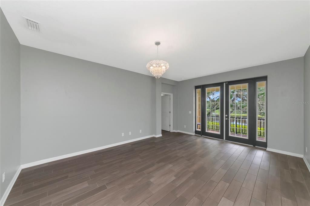 For Sale: $599,900 (4 beds, 3 baths, 2197 Square Feet)