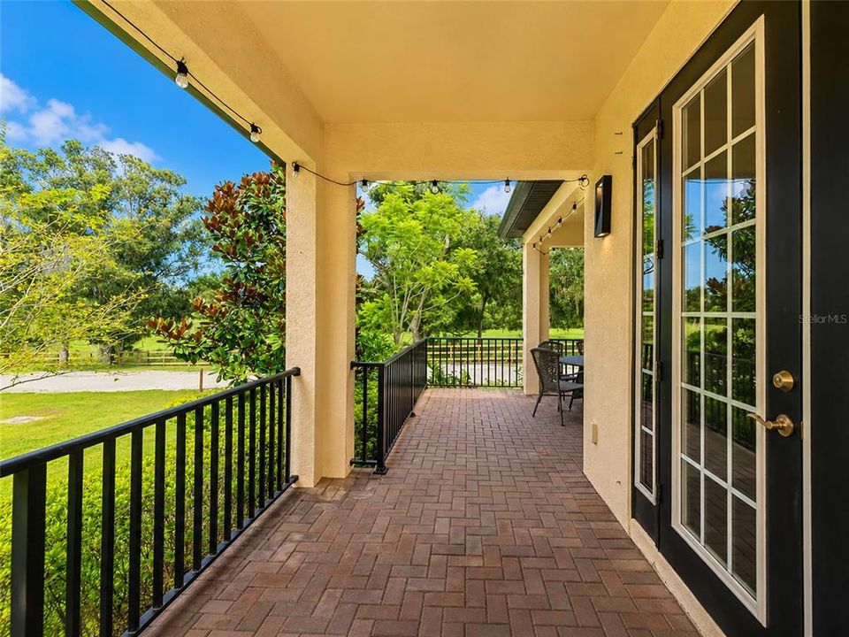 For Sale: $599,900 (4 beds, 3 baths, 2197 Square Feet)