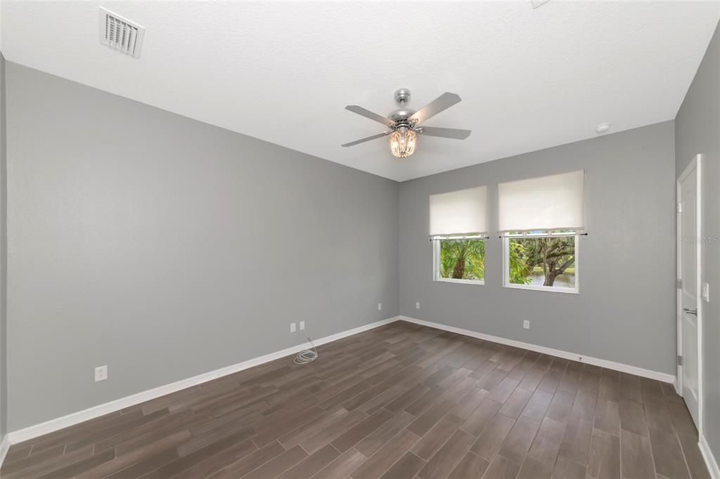 For Sale: $599,900 (4 beds, 3 baths, 2197 Square Feet)