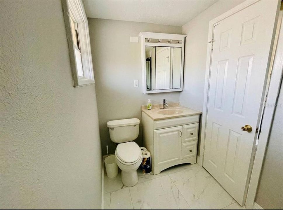 For Rent: $2,500 (3 beds, 2 baths, 1542 Square Feet)