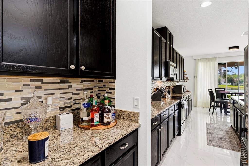 For Sale: $699,000 (5 beds, 4 baths, 3241 Square Feet)