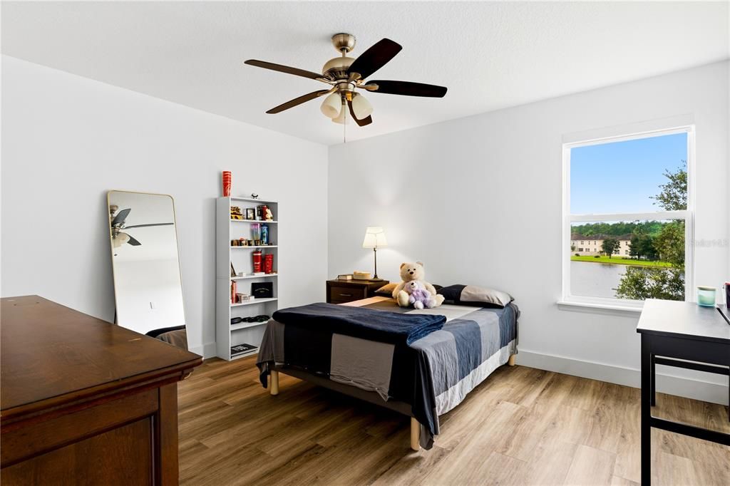 For Sale: $699,000 (5 beds, 4 baths, 3241 Square Feet)