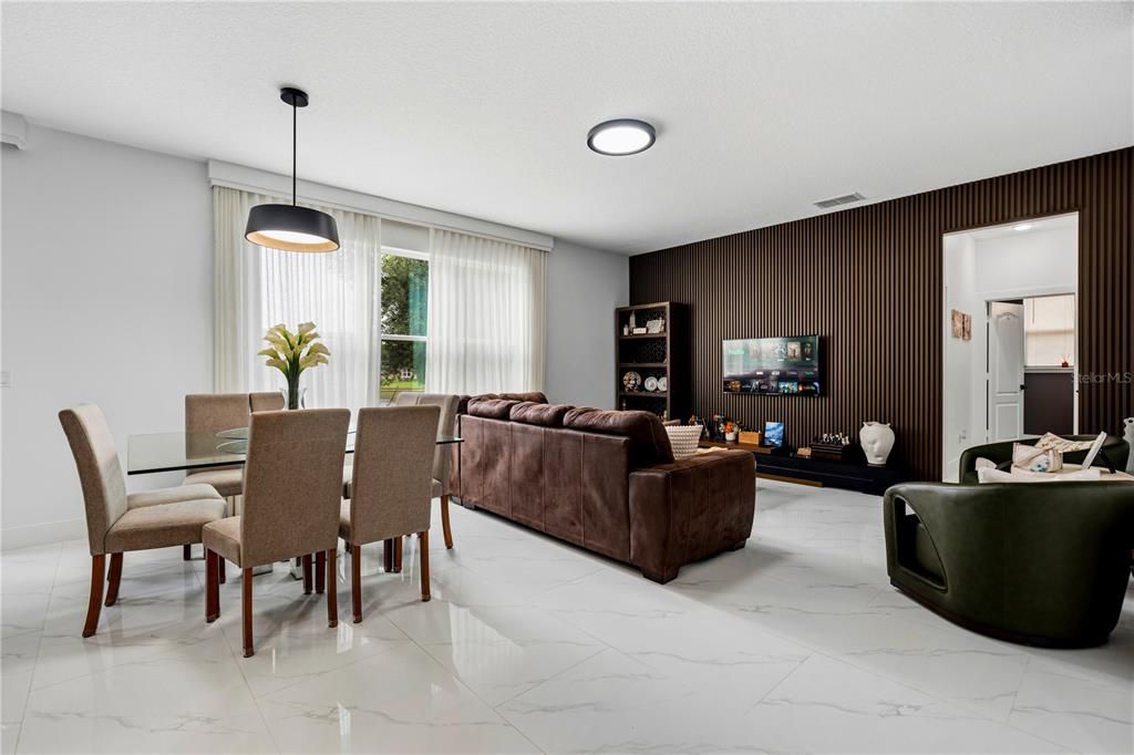 For Sale: $699,000 (5 beds, 4 baths, 3241 Square Feet)