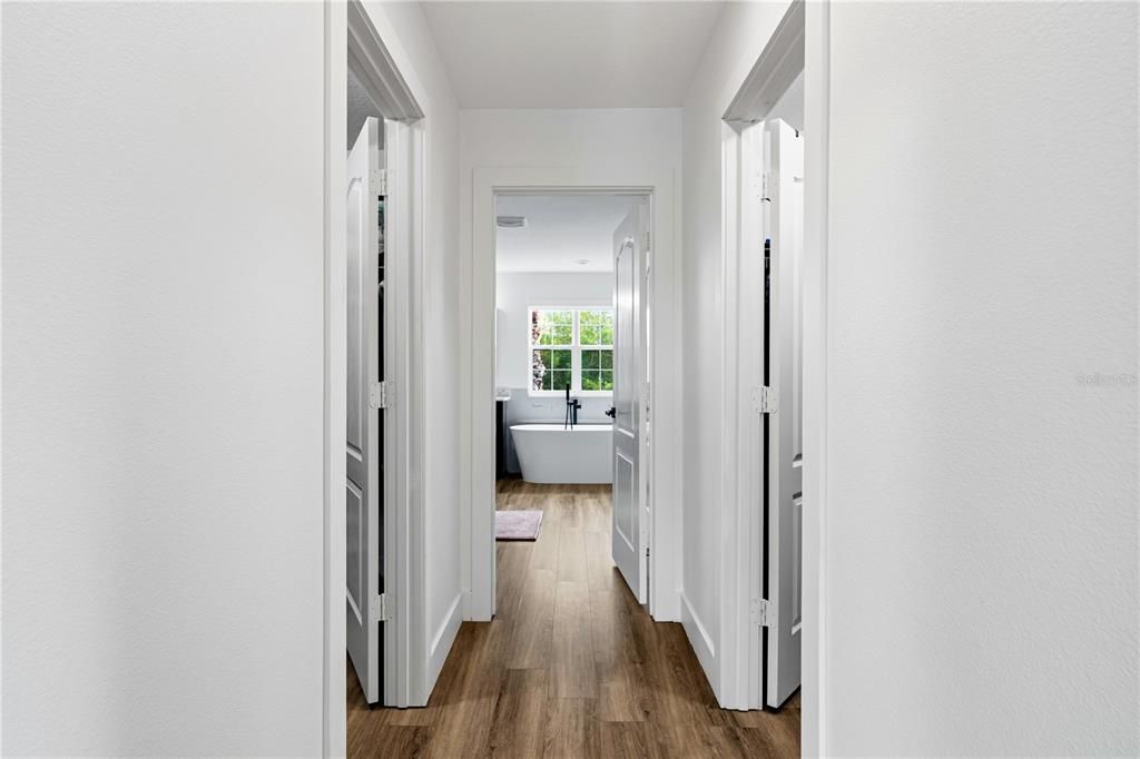 For Sale: $699,000 (5 beds, 4 baths, 3241 Square Feet)