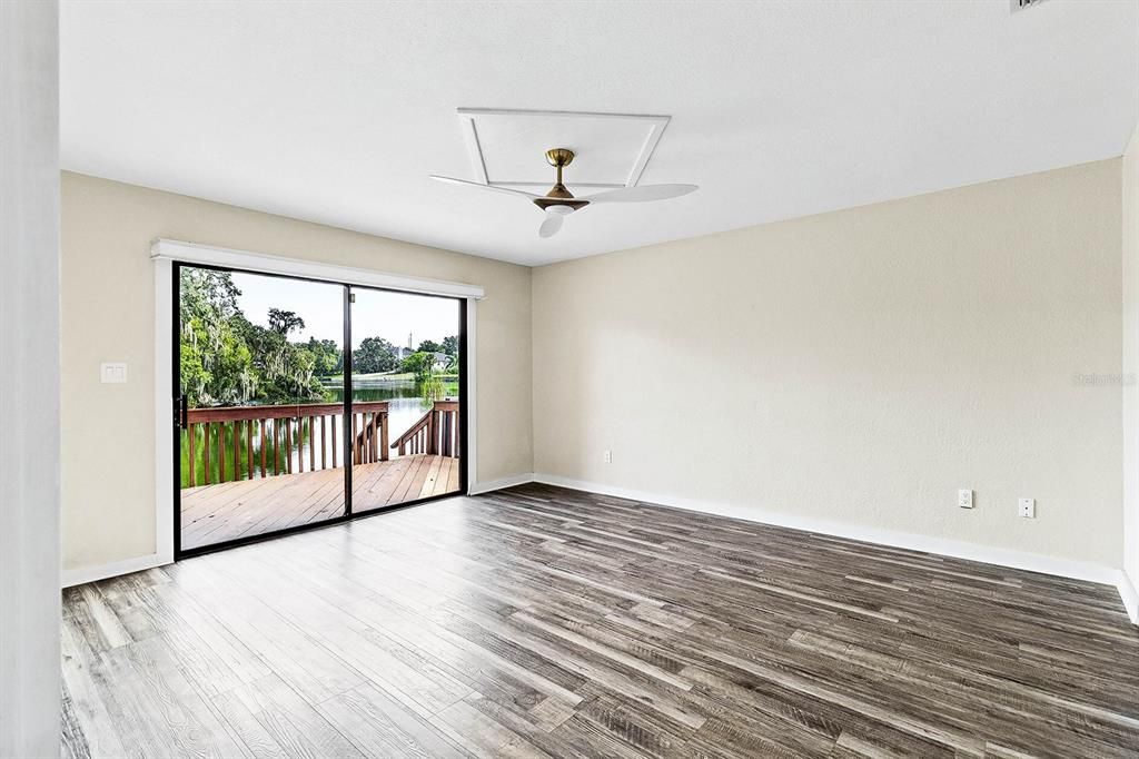 En Venta: $549,900 (4 camas, 3 baños, 2678 Pies cuadrados)