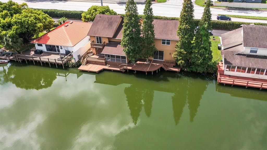 En Venta: $549,900 (4 camas, 3 baños, 2678 Pies cuadrados)