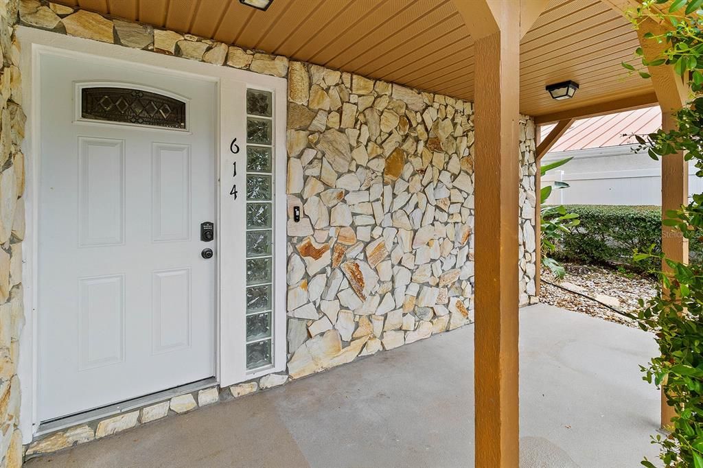 En Venta: $549,900 (4 camas, 3 baños, 2678 Pies cuadrados)