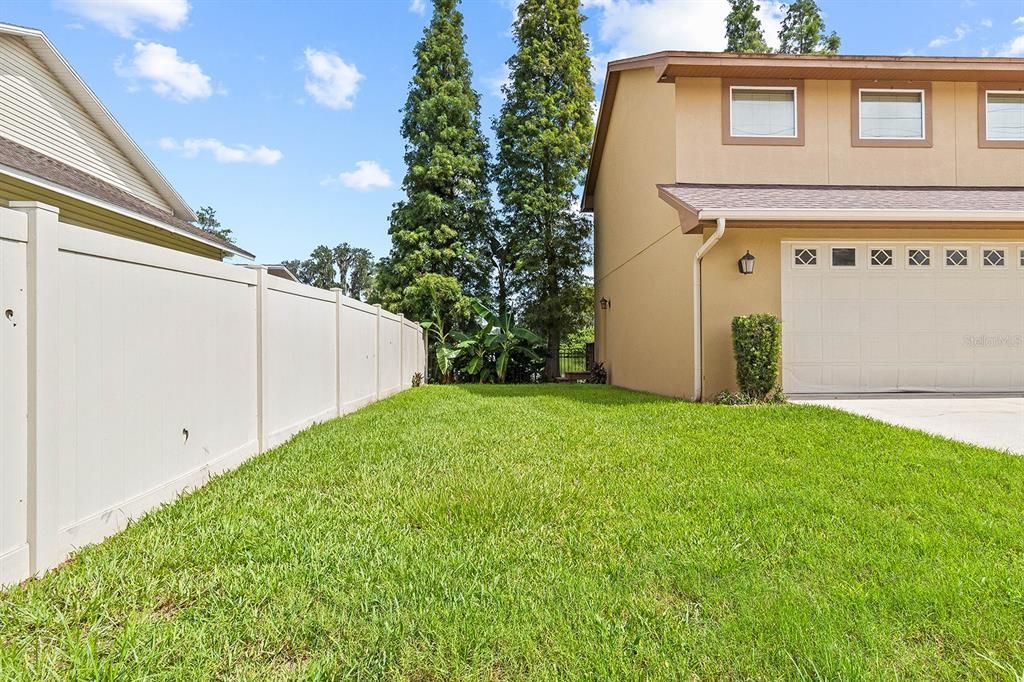 En Venta: $549,900 (4 camas, 3 baños, 2678 Pies cuadrados)